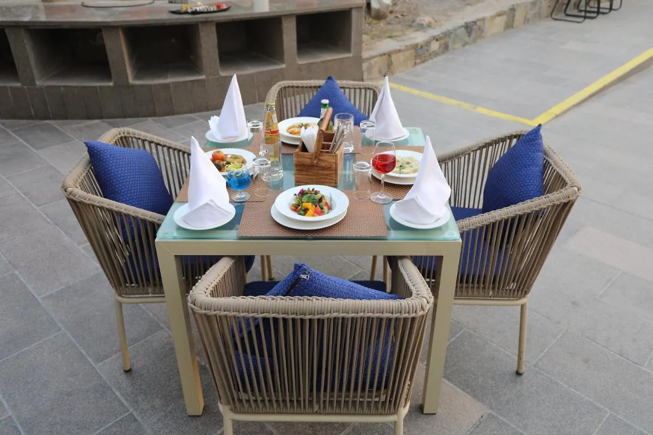 Bamboo Saa Resort & Spa - Ουνταϊπούρ