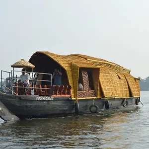 tharas-eco-houseboat.kerala-hotels.net/