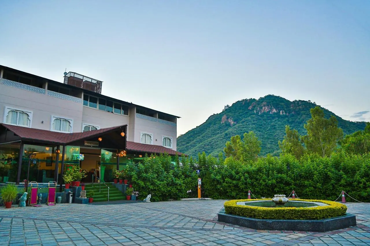 Bamboo Saa Resort & Spa - Udaipur