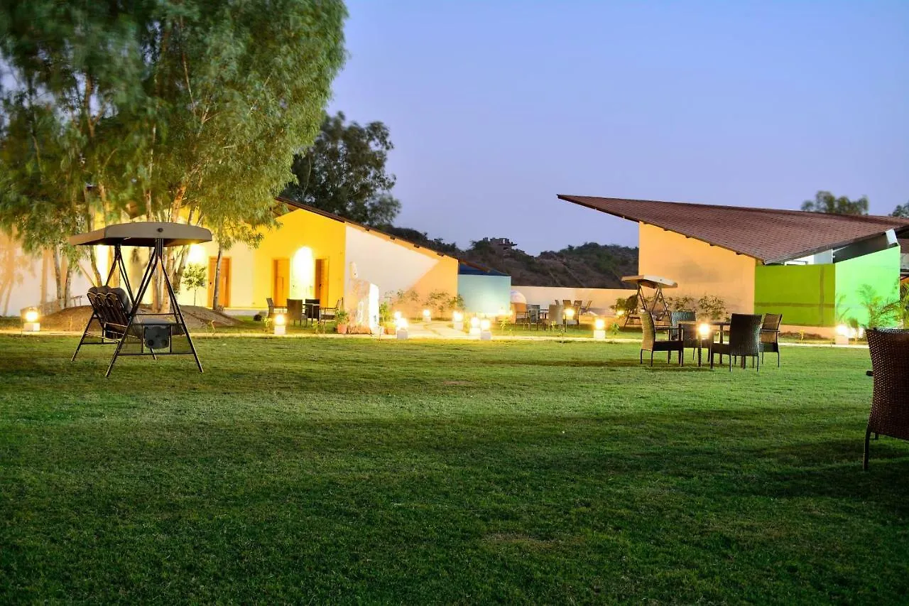 *****  Bamboo Saa Resort & Spa - Udaipur India